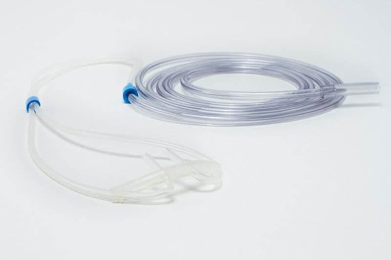 Canula-Nasal-para-Oxigenoterapia-Neonatal-Esteril-06-FR-Extensao-210m-GMI---230-06